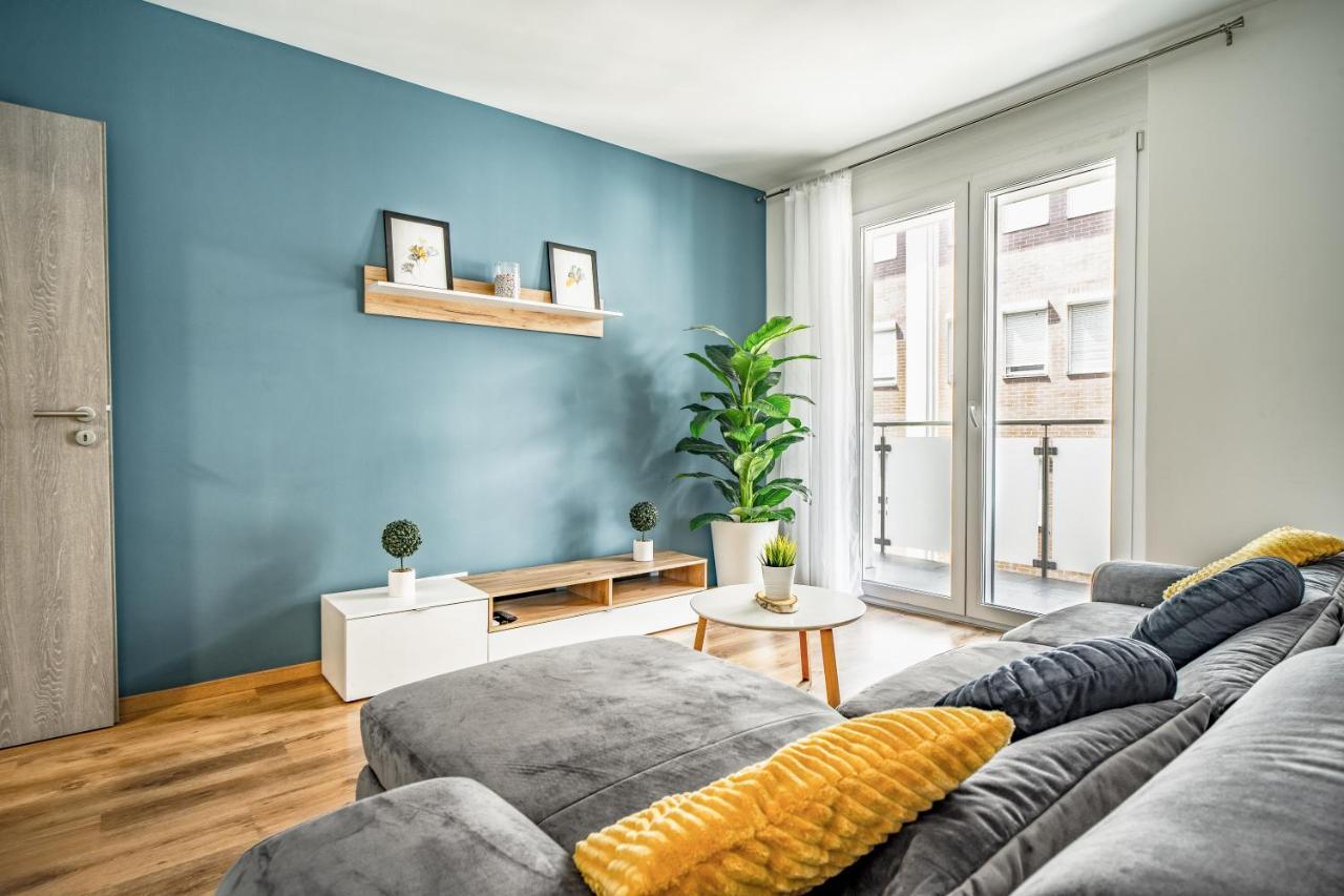 Vig Apartment - With Private Parking Budapest Eksteriør bilde